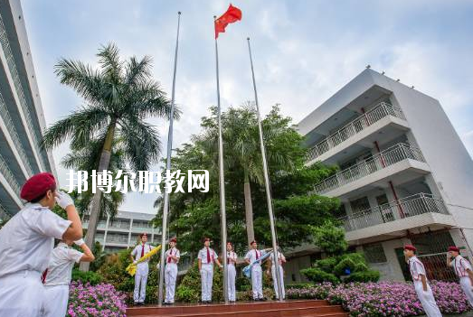 深圳市龍崗職業(yè)技術(shù)學(xué)校2020年報(bào)名條件、招生要求、招生對象