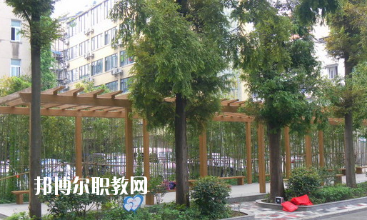 蕪湖職業(yè)技術學院附屬中等職業(yè)學校怎么樣、好不好