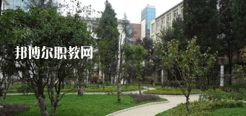 貴陽白云區(qū)職業(yè)技術(shù)學(xué)校2020年報名條件、招生要求、招生對象