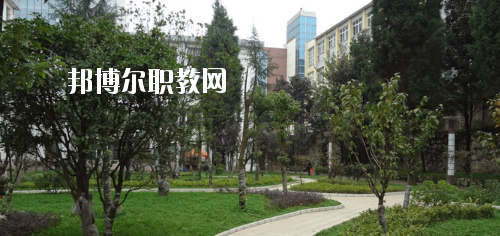 貴陽白云區(qū)職業(yè)技術(shù)學校怎么樣，好不好