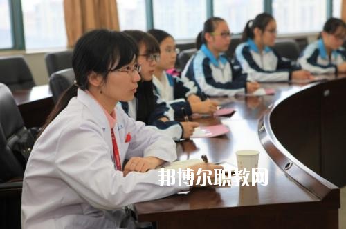 四川2020年衛(wèi)校大專好的學校