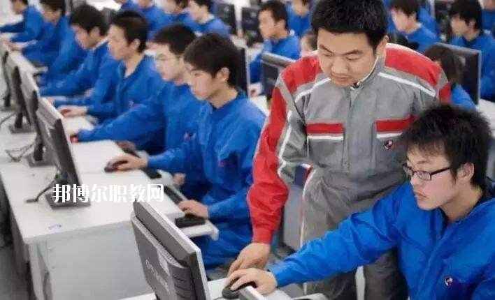 西華縣第一職業(yè)中等專業(yè)學校2021年招生辦聯(lián)系電話