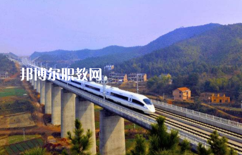 甘肅2021年讀高鐵學(xué)?？梢钥即髮W(xué)嗎