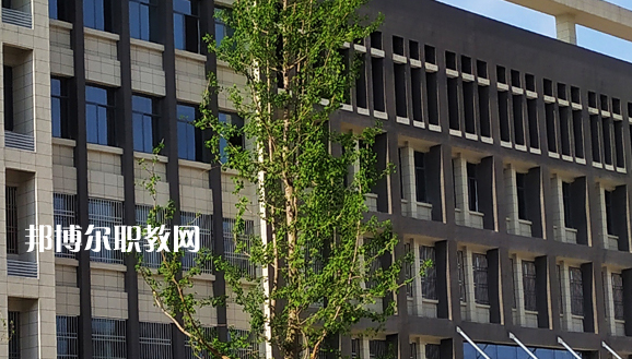 安徽天柱山旅游學(xué)校2021年報(bào)名條件、招生要求、招生對(duì)象