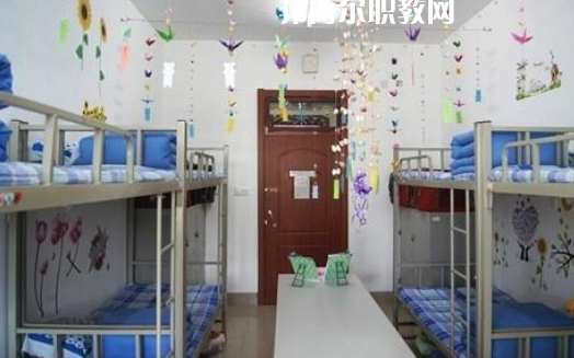 肇慶廣寧衛(wèi)生中等職業(yè)技術學校2021年宿舍條件