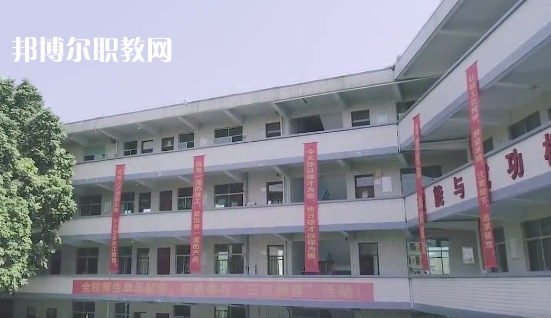 廣東領才技工學校怎么樣、好不好