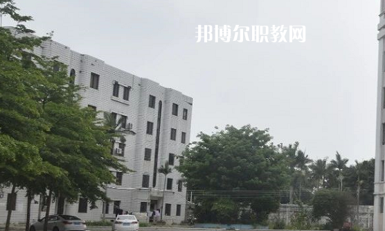 吳川職業(yè)高級中學(xué)怎么樣、好不好