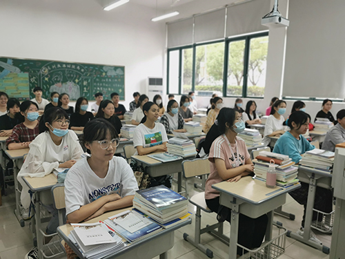 蘇州旅游與財經(jīng)高等職業(yè)技術(shù)學(xué)校2021年學(xué)費(fèi)、收費(fèi)多少
