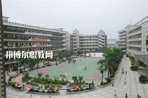 雅安航空工業(yè)聯(lián)合技工學(xué)校2021年報(bào)名條件、招生要求