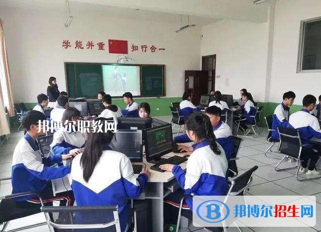 獲嘉縣職業(yè)中等專業(yè)學(xué)校2021年報(bào)名條件、招生要求、招生對象