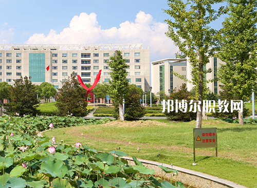 江蘇省常熟職業(yè)教育中心校怎么樣、好不好