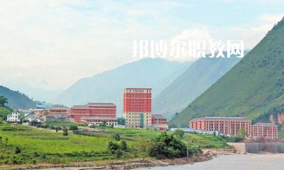 怒江州民族中等專(zhuān)業(yè)學(xué)校怎么樣、好不好