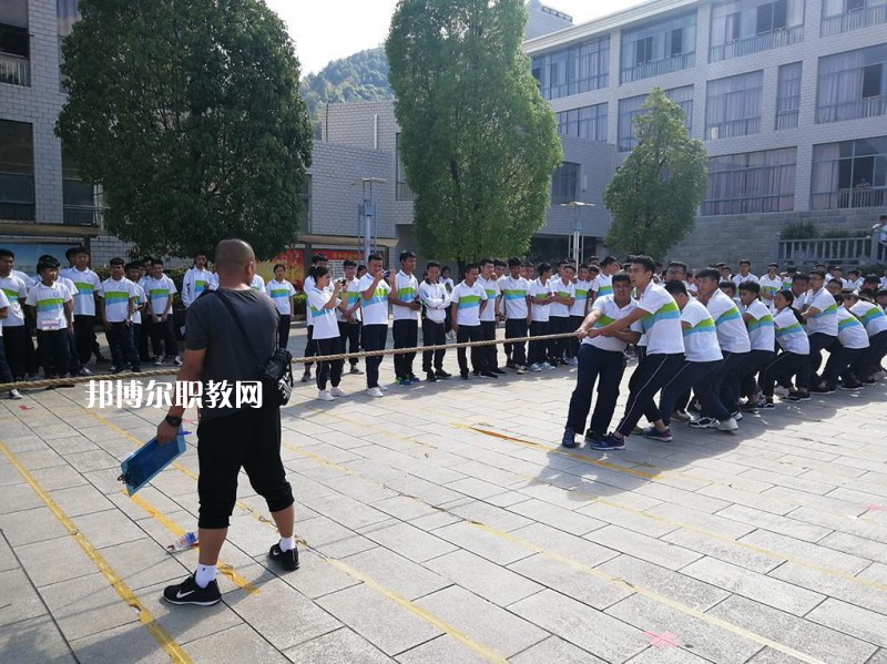 臨滄財(cái)貿(mào)學(xué)校2021年學(xué)費(fèi)、收費(fèi)多少