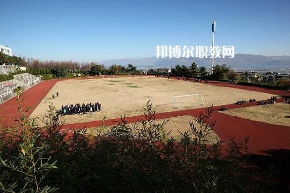 大理州財貿(mào)學(xué)校2021年報名條件、招生要求、招生對象
