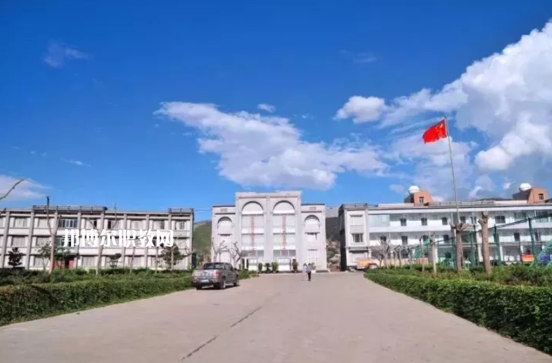 紅河財(cái)經(jīng)學(xué)校怎么樣、好不好