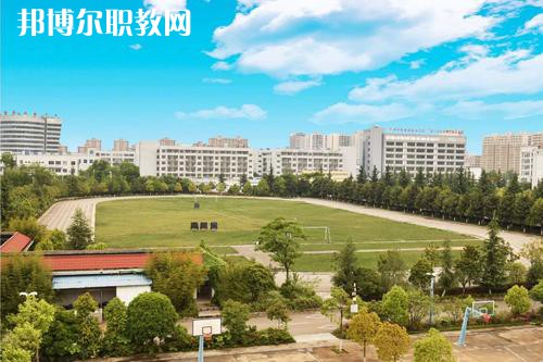 曲靖財(cái)經(jīng)學(xué)校怎么樣、好不好