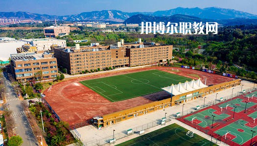 云南藝術(shù)學(xué)校2021年報(bào)名條件、招生要求、招生對象