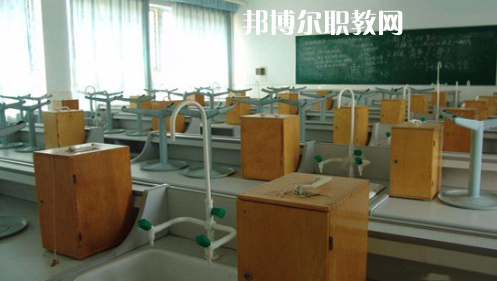 臨泉縣靖波信息技術(shù)學(xué)校2021年報名條件、招生要求、招生對象 