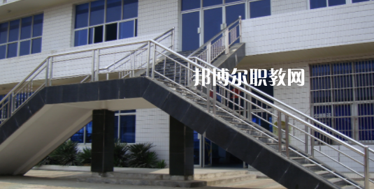 安徽省霍邱師范學(xué)校2021年學(xué)費、收費多少