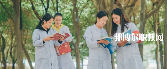 成都2022年好一點的護(hù)理學(xué)校