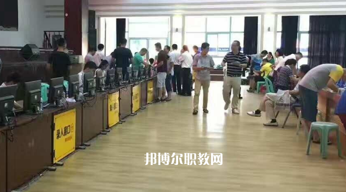 普寧科技職業(yè)技術學校網站網址