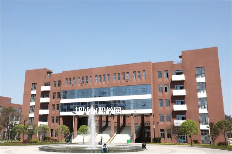 重慶聚英技工學(xué)校升學(xué)部2022年報(bào)名條件、招生要求、招生對(duì)象 