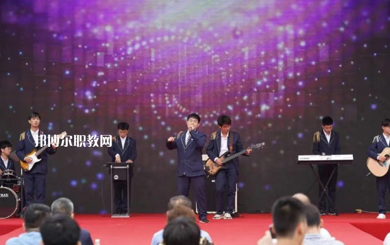 南京中華中等專(zhuān)業(yè)學(xué)校怎么樣、好不好