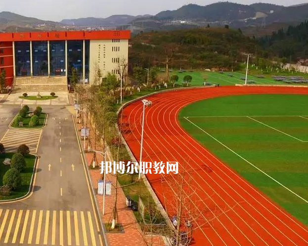 貴州應(yīng)用技術(shù)技師學(xué)院2022年報(bào)名條件、招生要求、招生對象