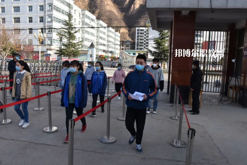 武都職業(yè)中學(xué)2022年報(bào)名條件、招生要求、招生對象