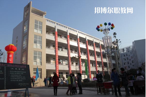 重慶益民技工學(xué)校2022年學(xué)費(fèi)、收費(fèi)多少 