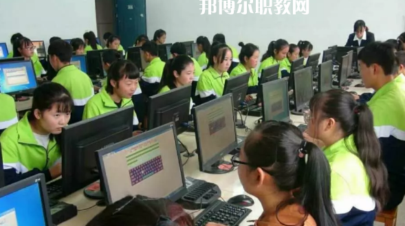 甘肅寧縣職業(yè)中等專業(yè)學(xué)校怎么樣、好不好