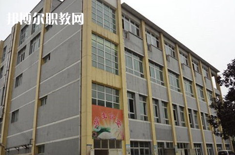 貴陽白云區(qū)職業(yè)技術(shù)學(xué)校2022年報名條件、招生要求、招生對象