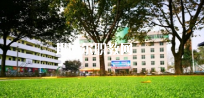 德陽(yáng)應(yīng)用技術(shù)職業(yè)學(xué)校2022年報(bào)名條件、招生要求、招生對(duì)象