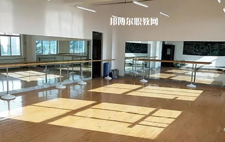 甘肅東方航空高鐵學(xué)校2022年報(bào)名條件、招生要求、招生對(duì)象 