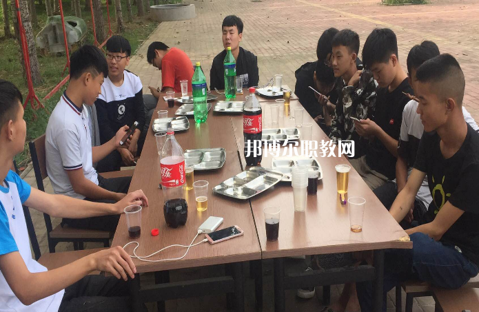 石家莊北方計(jì)算機(jī)中等專(zhuān)業(yè)學(xué)校2022年報(bào)名條件、招生要求、招生對(duì)象