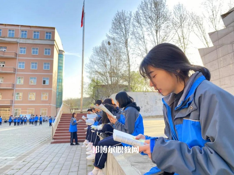 陜西華夏職業(yè)學(xué)校2022年報名條件、招生要求、招生對象