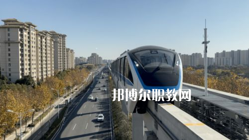 蘭州2022年中專軌道交通學?？即髮? width=