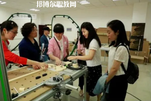 重慶風(fēng)景園林技工學(xué)校2022年報(bào)名條件、招生要求、招生對(duì)象