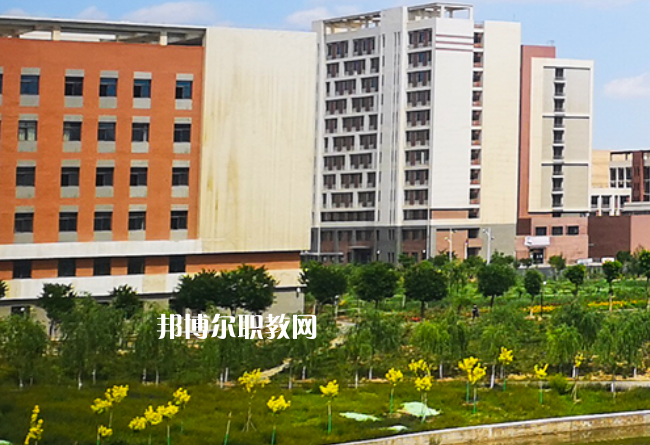 蘭州市商業(yè)學(xué)校2022年報(bào)名條件、招生要求、招生對象 