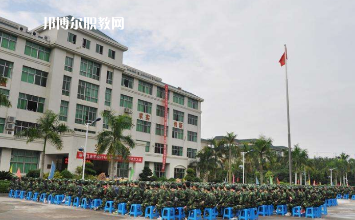 廣東省潮州衛(wèi)生學(xué)校2022年報(bào)名條件、招生要求、招生對象