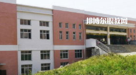 德江中等職業(yè)學校2022年報名條件、招生要求、招生對象