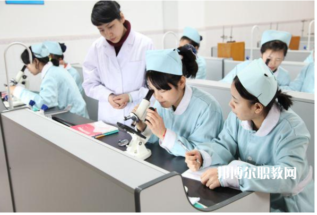 四川涼山衛(wèi)生學(xué)校2022年報(bào)名條件、招生要求、招生對(duì)象