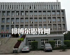 重慶農(nóng)業(yè)學(xué)校2022年報名條件、招生要求、招生對象