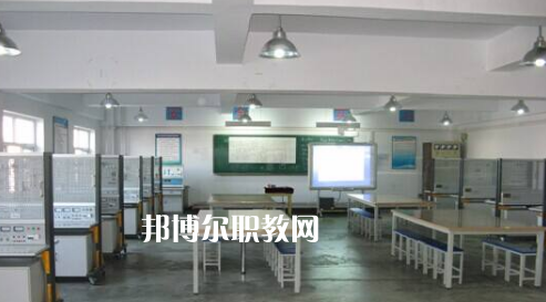 河北工程職業(yè)學(xué)校2022年學(xué)費(fèi)、收費(fèi)多少