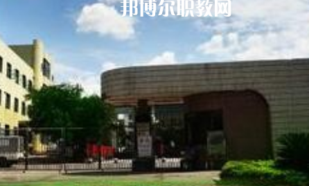 西昌第一職業(yè)技術(shù)中學(xué)2022年報(bào)名條件、招生要求、招生對象