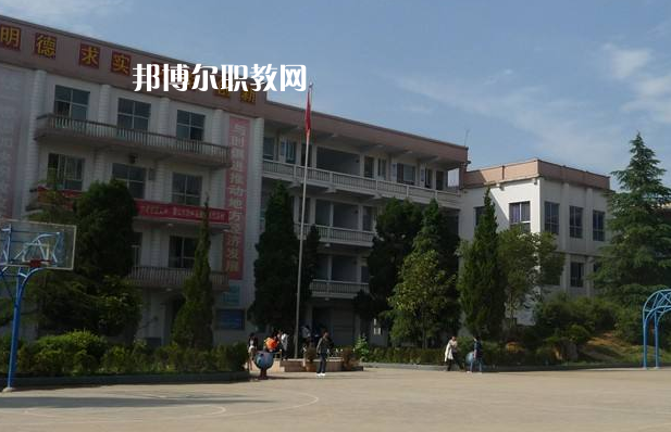畢節(jié)七星關(guān)中等職業(yè)學(xué)校2022年學(xué)費(fèi)、收費(fèi)多少