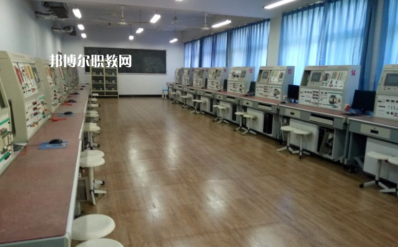 三河市職業(yè)技術(shù)教育中心2022年學(xué)費、收費多少