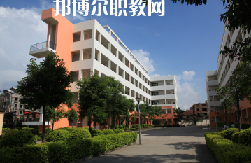 四川省德昌縣職業(yè)高級中學(xué)2022年報名條件、招生要求、招生對象