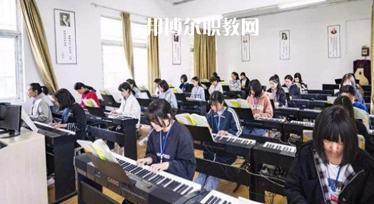 渦陽縣科技學(xué)校2022年報名條件、招生要求、招生對象
