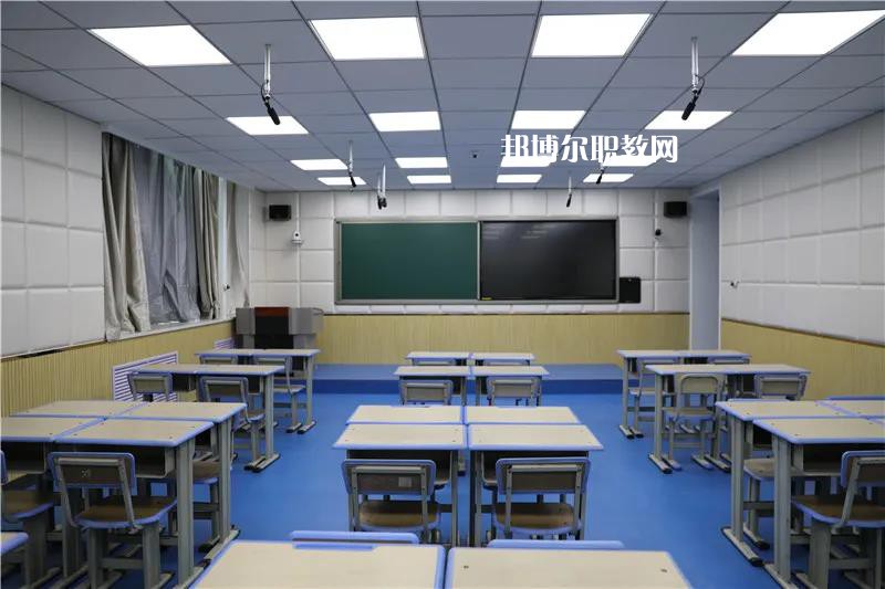 天水衛(wèi)生學(xué)校2022年學(xué)費(fèi)、收費(fèi)多少